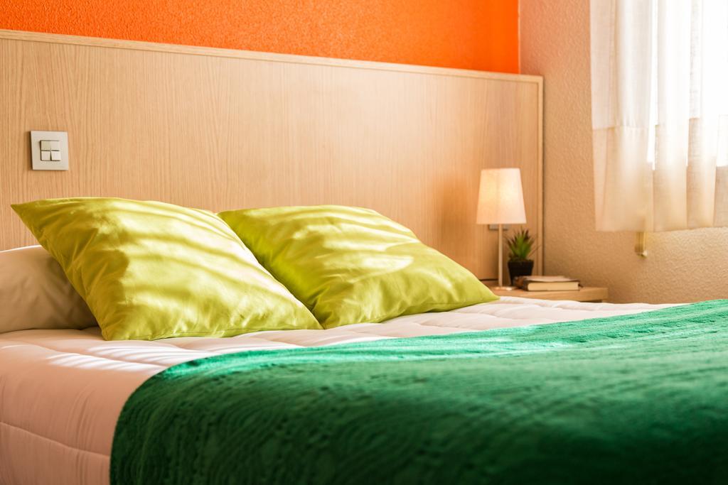 Ok Hotel La Basilica Venta de Baños Extérieur photo